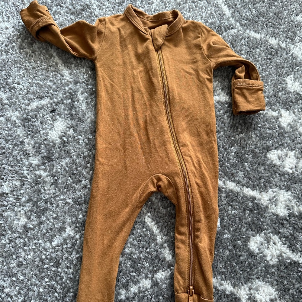 Kyte Baby Nutmeg Footie in Preemie